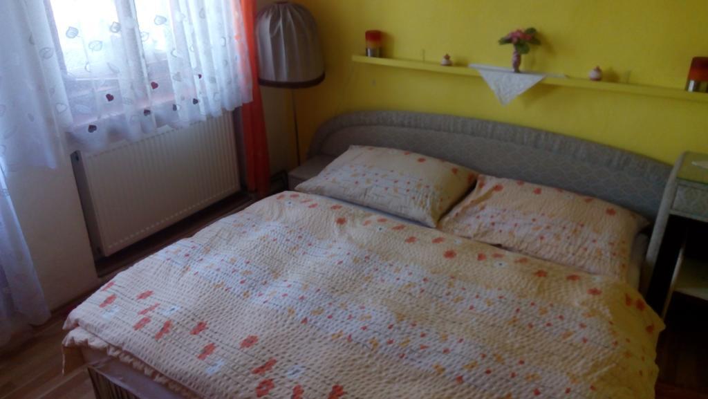 Hotel U Tri Kocek Jablonné v Podještědí Esterno foto