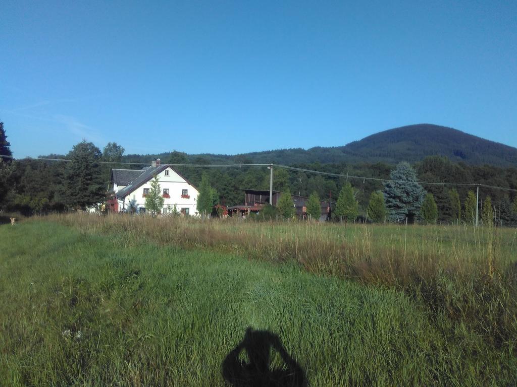 Hotel U Tri Kocek Jablonné v Podještědí Esterno foto