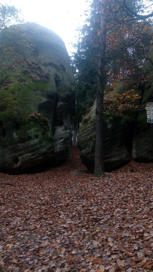 Hotel U Tri Kocek Jablonné v Podještědí Esterno foto